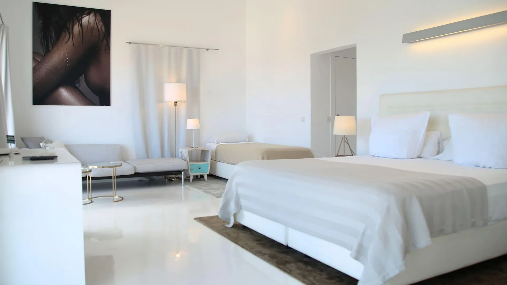 Hotel Zhero Cas Catala