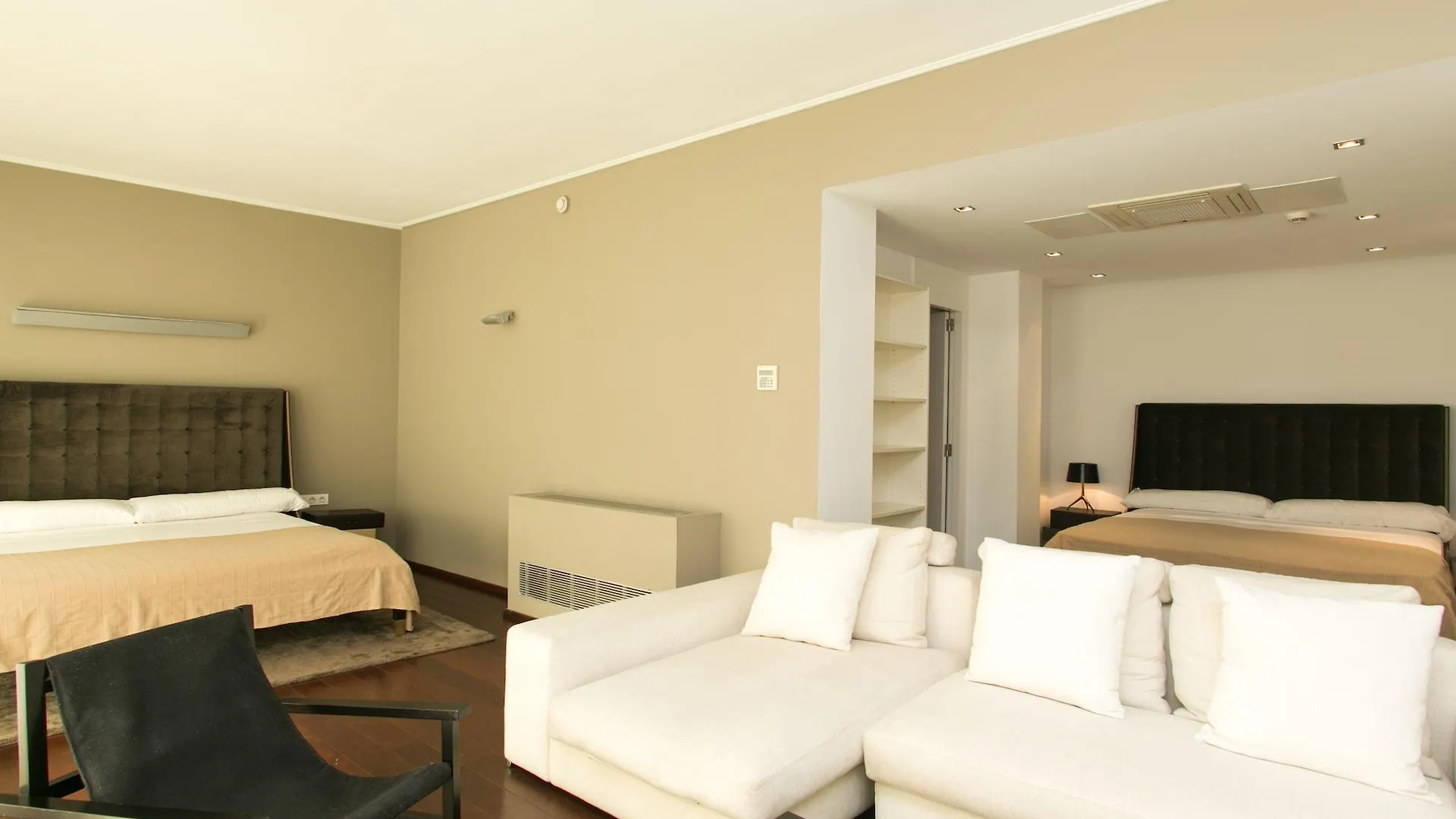 Hotel Zhero Ca's Català